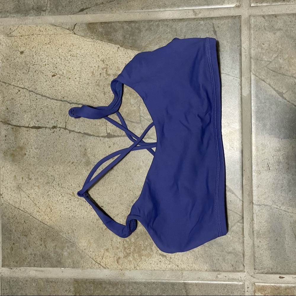 Free to be bra size 8 purple/blue color